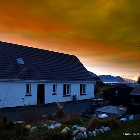 Lakefield Gallery Keel (Mayo) Exterior photo