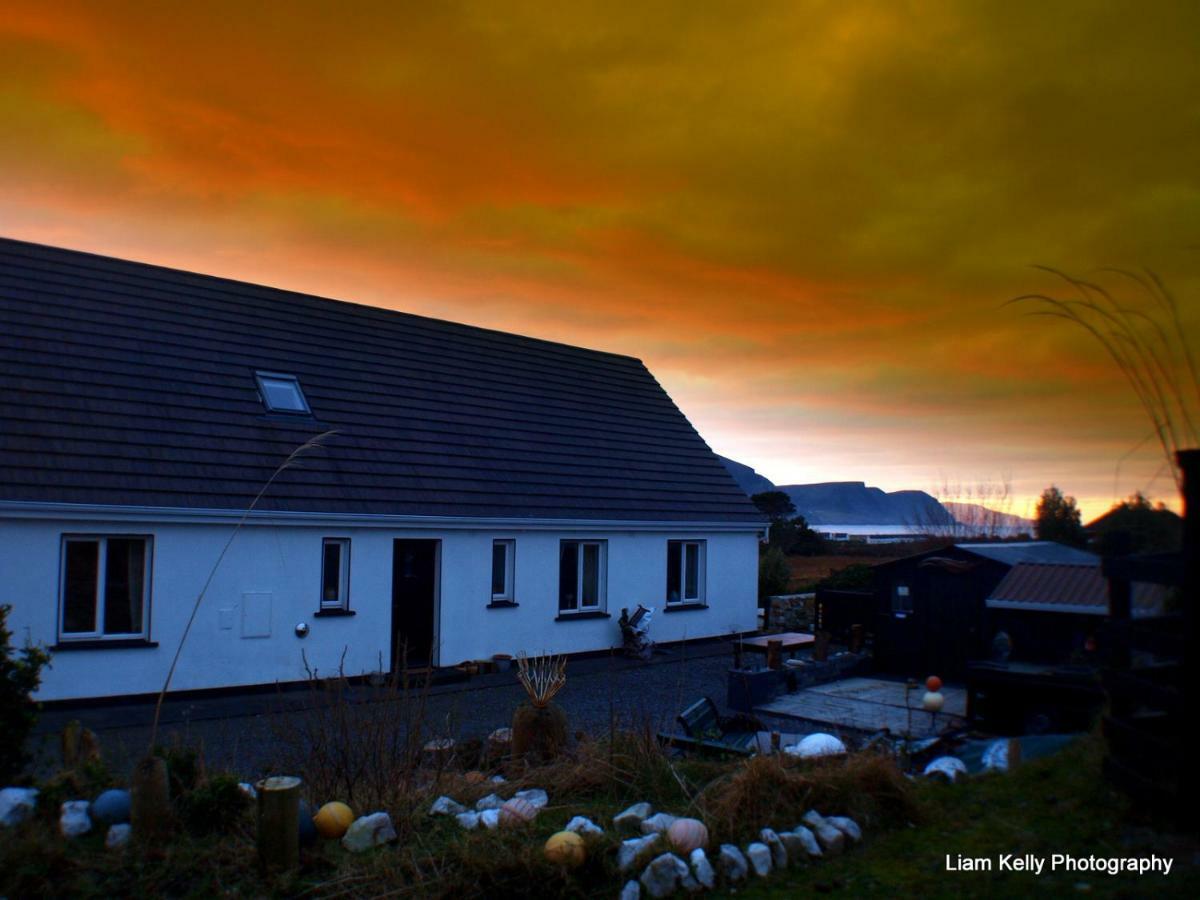 Lakefield Gallery Keel (Mayo) Exterior photo
